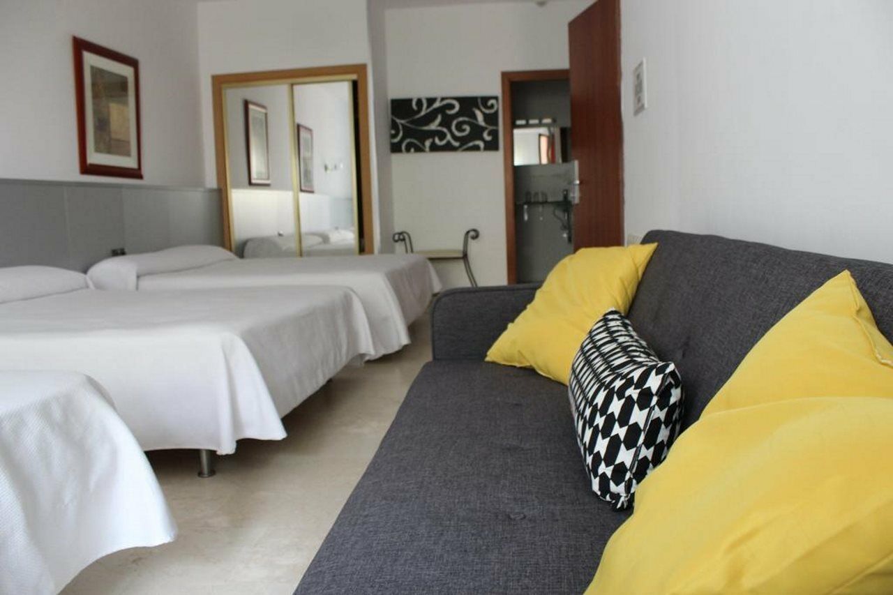 Abril Nerja Hotel Kültér fotó